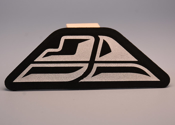 Microfiber Embossed Reflektif Logo Label Perpindahan Panas Untuk Pakaian