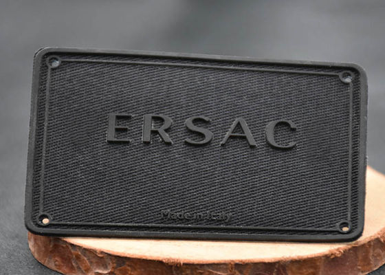 Label Perpindahan Panas Kain Tenun Twill Disesuaikan Dengan Logo Silikon Cetak