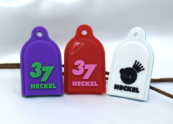 Gantungan Kunci Karet PVC Timbul Matt SGS 3D Gantungan Kunci PVC Ungu Merah Putih