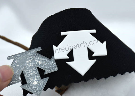 Label Pakaian Perpindahan Panas Silikon OEM 3D Sertifikasi OEKO-TEX